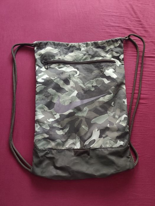 rucsac nike     .