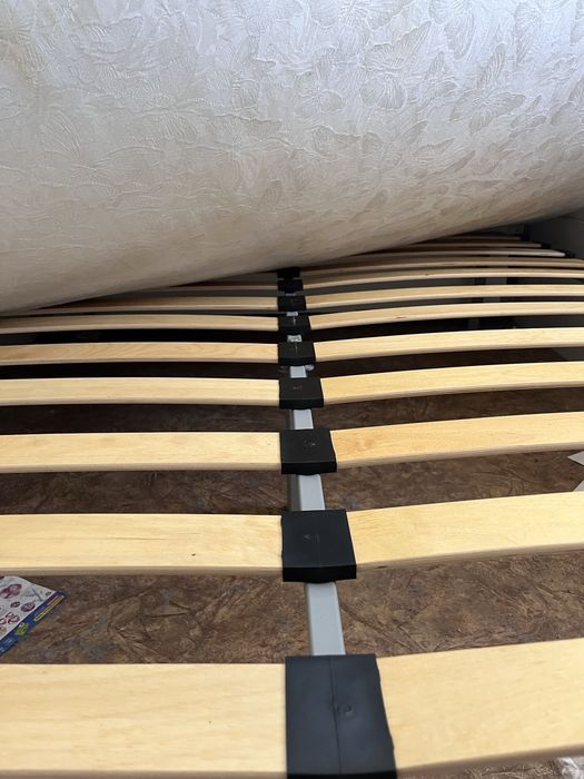 Кровать с ортопедическим матрасом