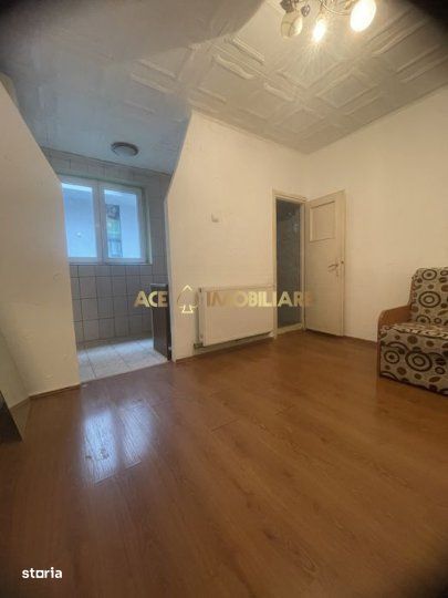 Garsoniera de vanzare | Pajura | Metrou | 1% Comision