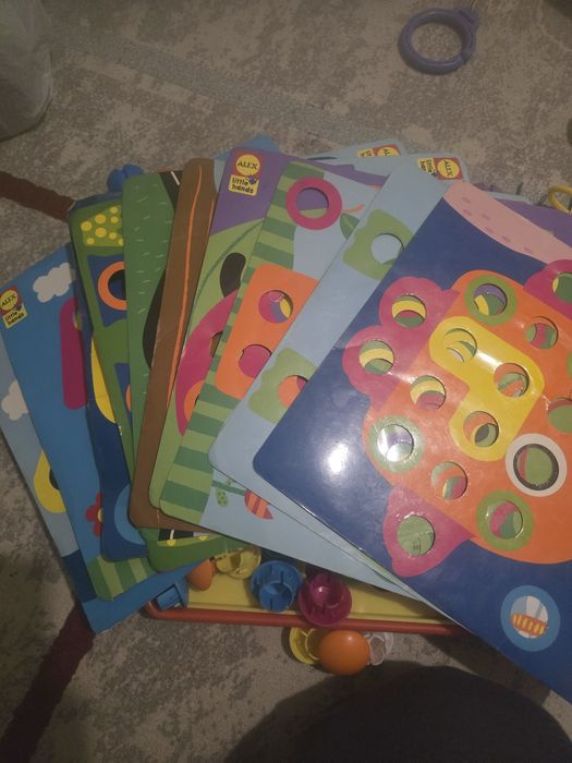 Продам игрушки для малыша