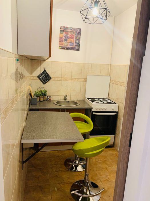 Garsonieră decomandată, 24 mp, etaj 1 – Mănăștur, str. Almașului, zona Kaufland