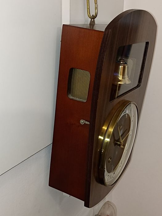 Ceas de perete pendula Odo