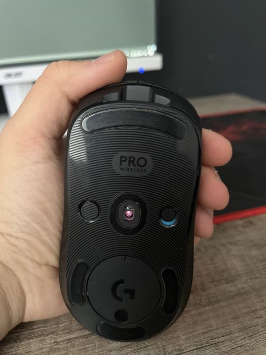 Бежична мишка logitech pro wireless