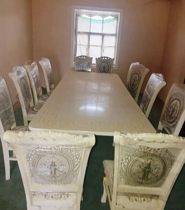 12 талик стол стул сотилади