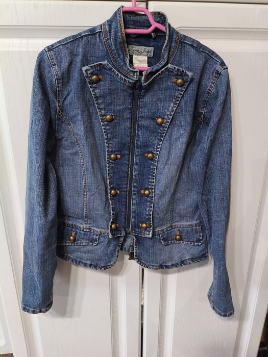 Geaca denim albastră