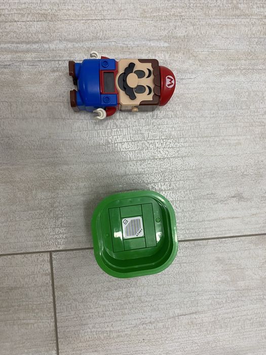 Коллекционная фигурка lego mario