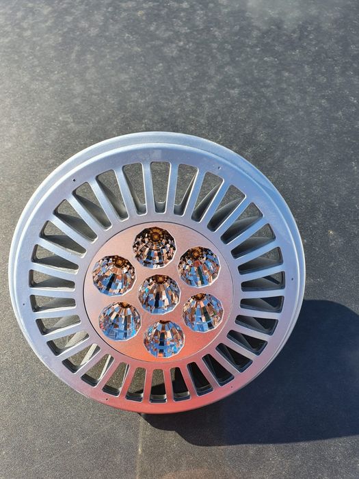 Димираща LED лампа Philips ar111 LED 15W 2700K