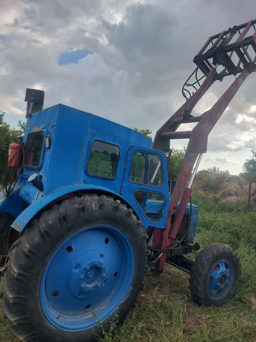 Продам трактор Т40
