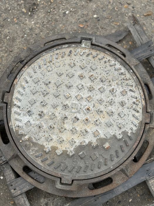 Люк 3т,  рынок Думан