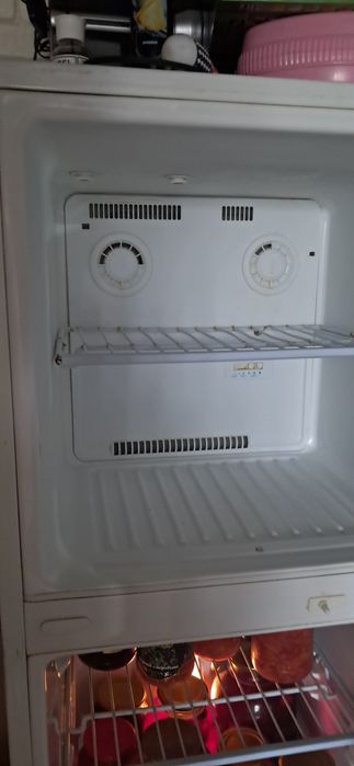 Холодильник сатылады