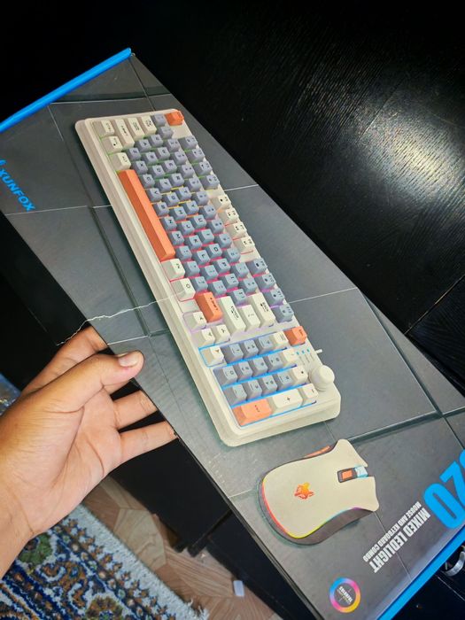 XUNFOX K820 mixed ledlight