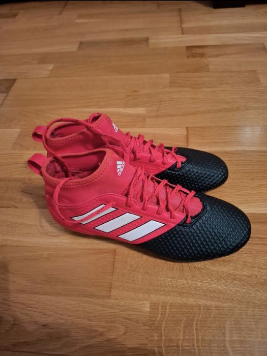 Vand adidas 17.3