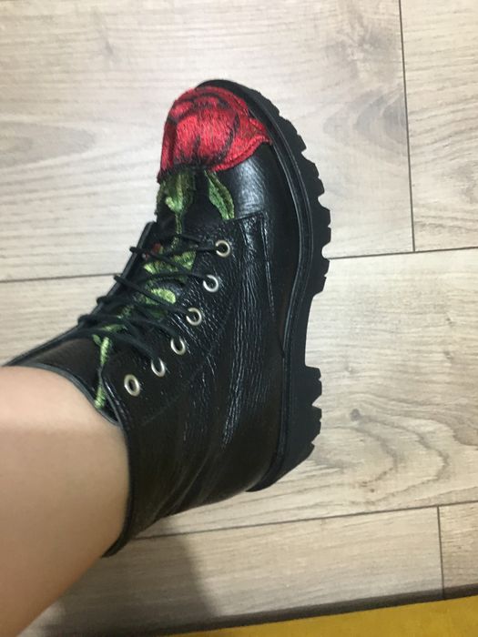 Vând BOCANCI Piele  Naturala