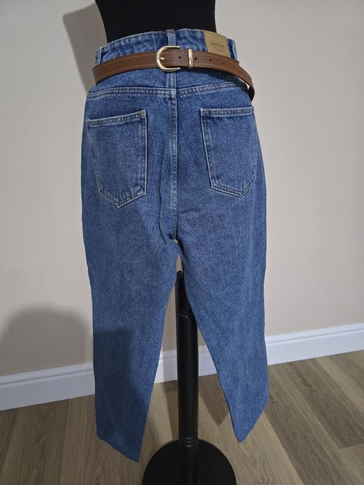 Blugi mom fit cu talie inalta merime S