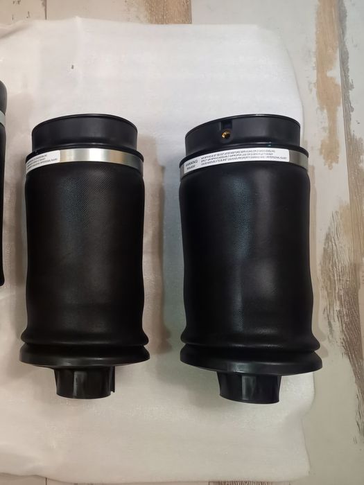 Задни въздушни възглавници за Мерцедес Мл 164/Mercedes w164