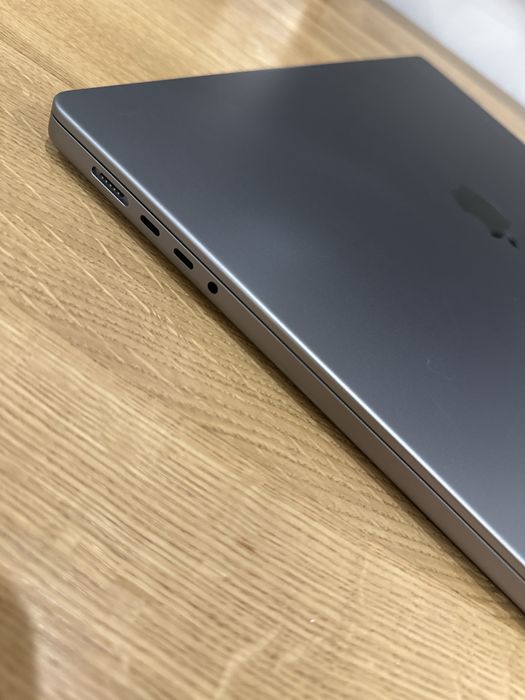 Macbook pro m1 16' 32gb 512ssd