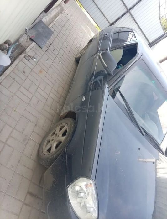 Продам приору хэтчбек