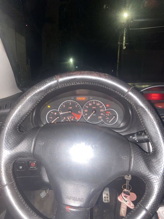 Vand sau schimb peugeot 206cc