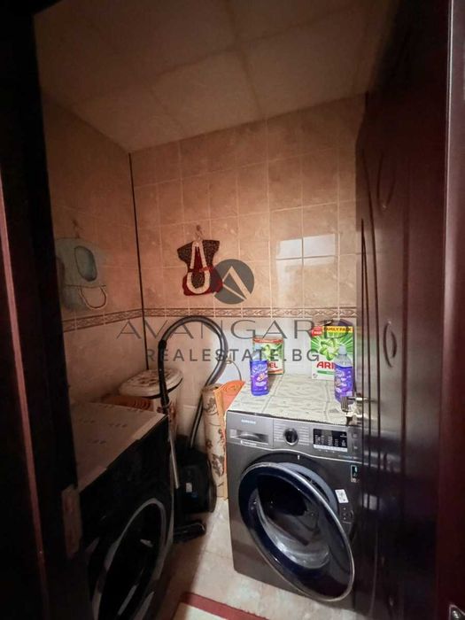 Продава се Тристаен апартамент в Пловдив, Изгрев - 95 кв.м за 1032 €/кв.м - Снимка #10