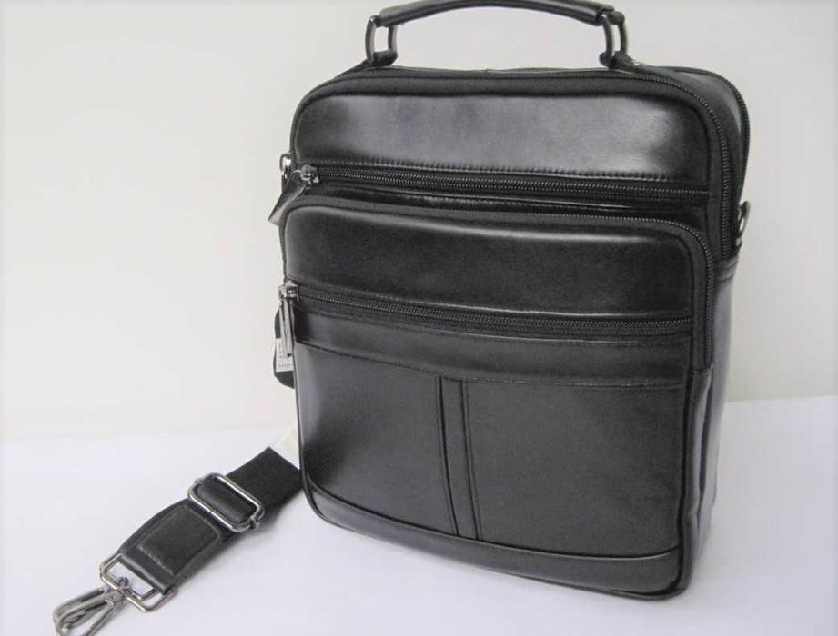 Geanta din piele pentru barbati 23 x 21 x 9 cm