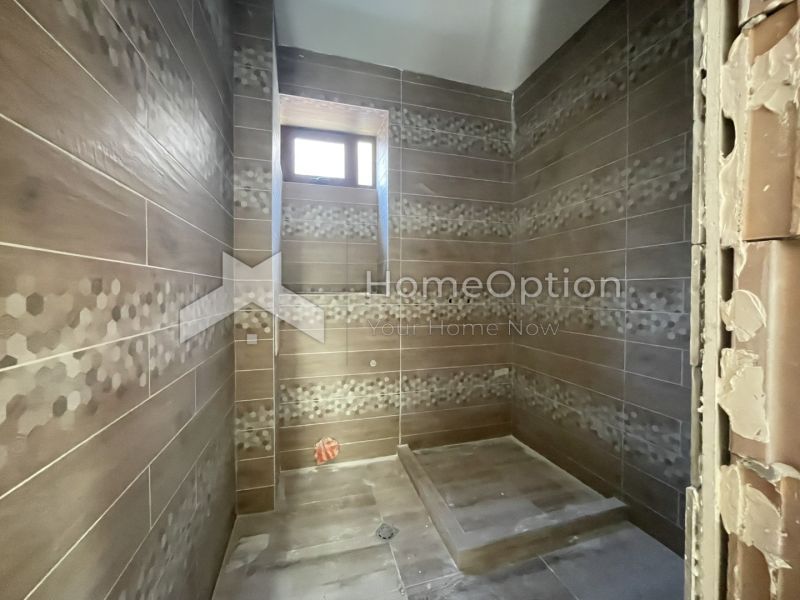 Реновирана двуетажна къща с двор в сърцето на Стария град Несебър