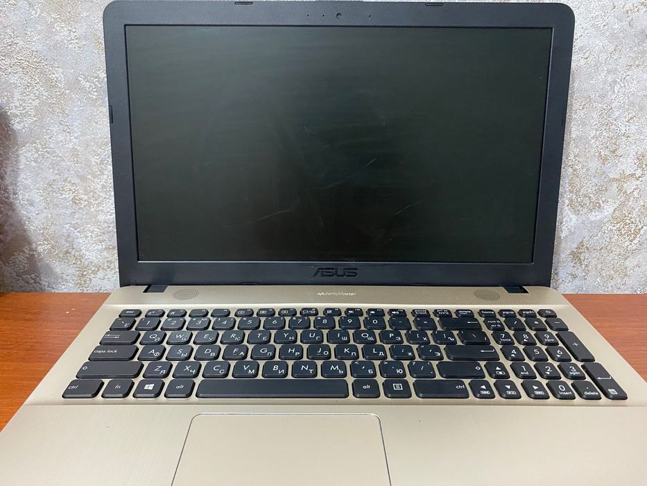 Продаю ноутбук ASUS X541UJ