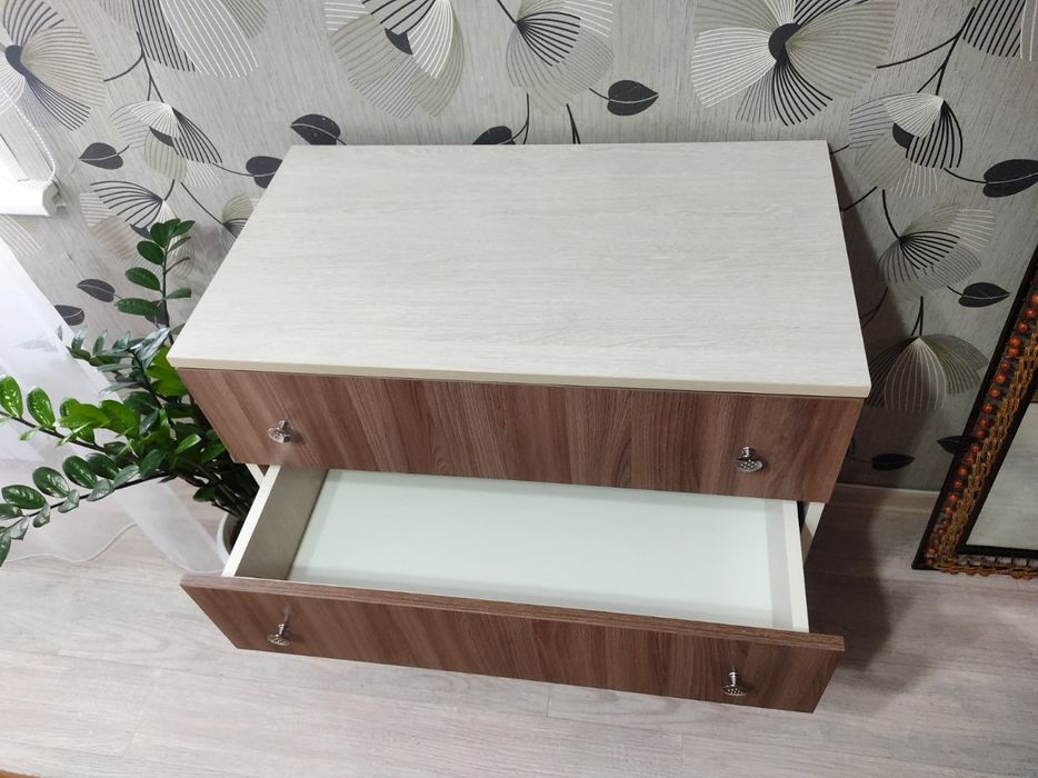 Комод  в  спальню