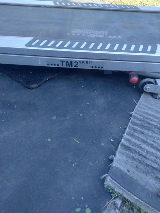 Продавам бягаща пътека електрическа