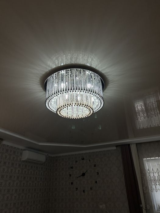 Люстра большаяяя