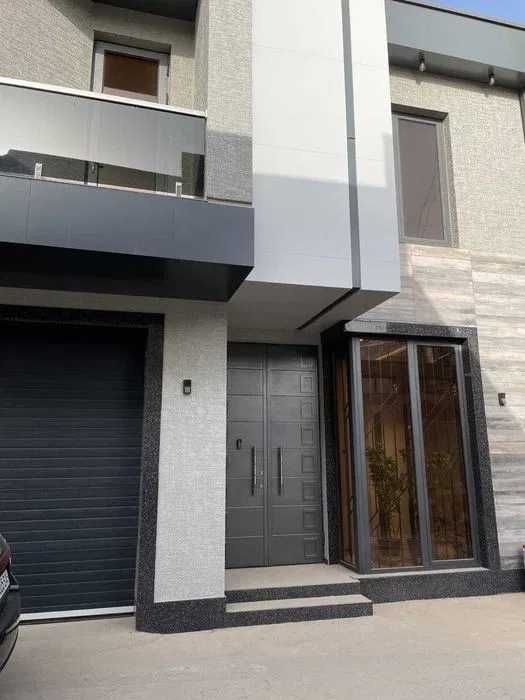 СРОЧНО! Сдаётся Евродом на Центр Луначарского / id888 /