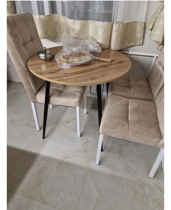 Стол кухонная обеденная