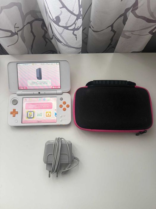 Consola Nintendo New 2Ds Xl, White & Orange