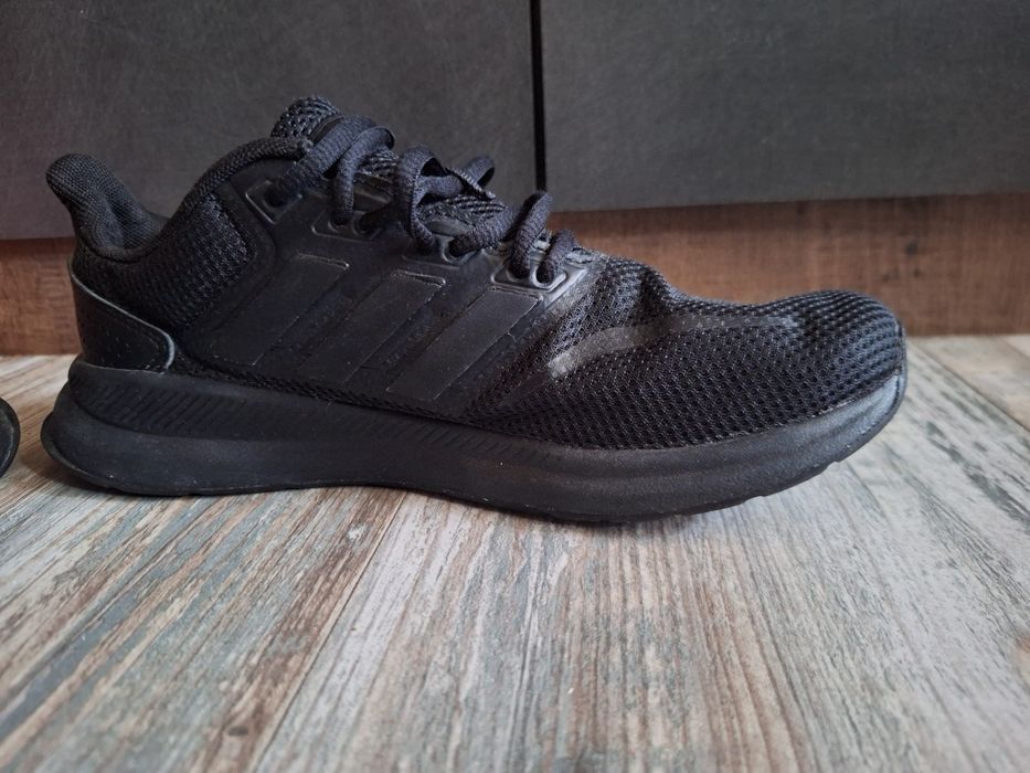 Маратонки Adidas