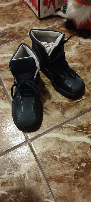 Ghete din piele naturala pentru copii, mărimea 28