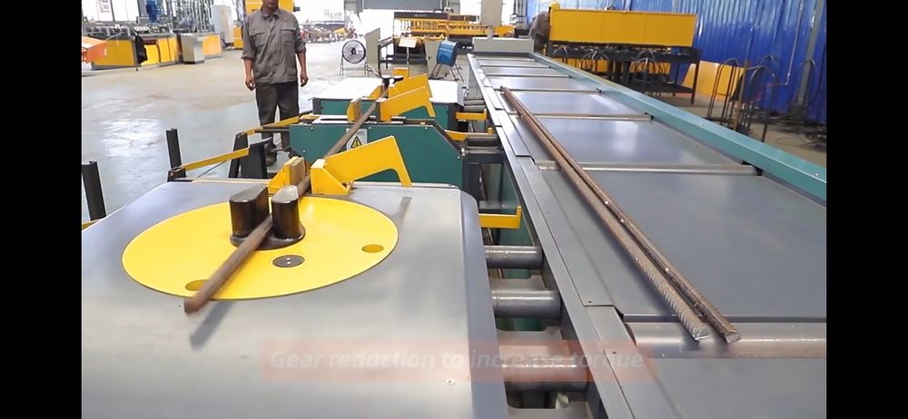 Masina de fasonat otel beton bara UDF-F-50A