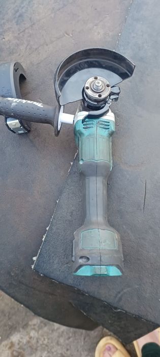 Flecs pe acumulator Makita