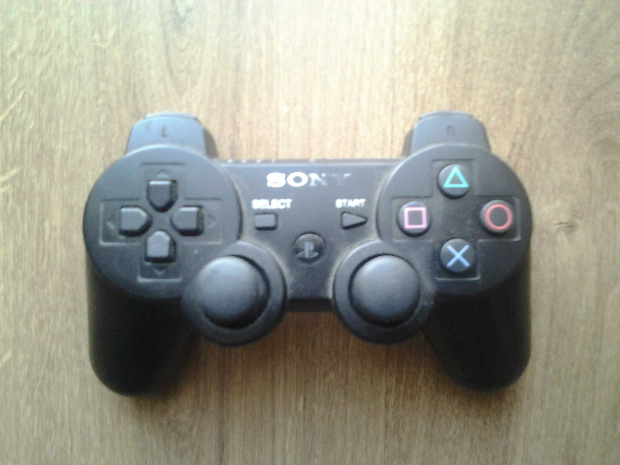 Как решить проблемы с беспроводным контроллером DUALSHOCK 4 (Россия)