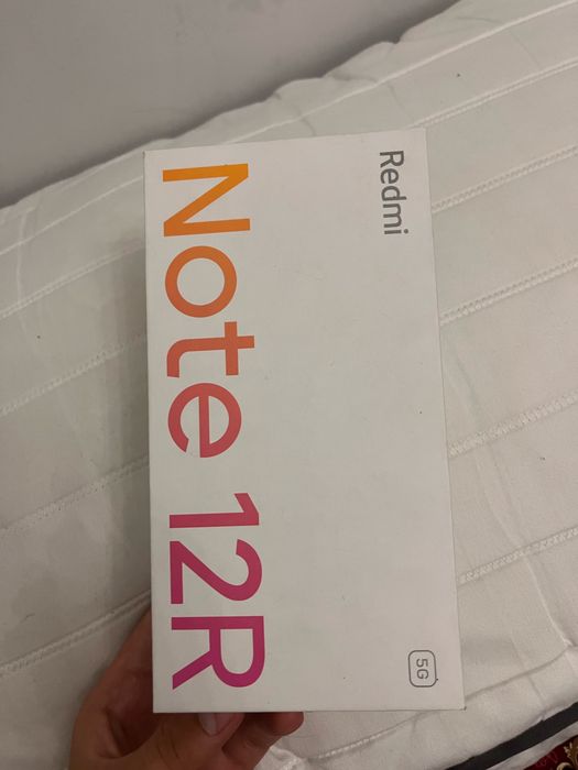 Note 12R Redmi srochno sotiladi