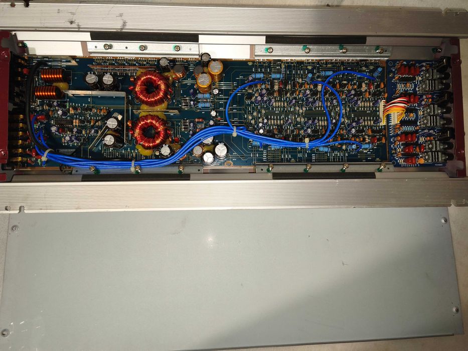 6 канален усилвател Infinity ra6006