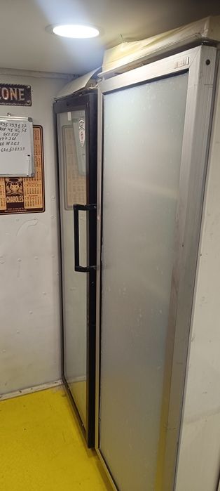 Продавам бизнес скара на дървени въглища