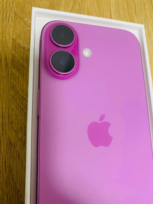 Apple iPhone 16, 128GB, 5G, Pink