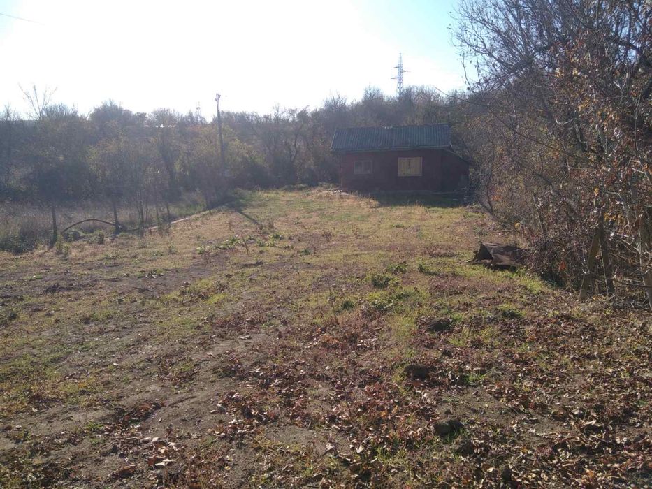 Вила/ Къща с Ток и Вода