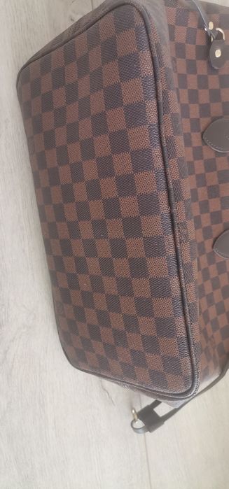 Louis Vuitton дамска чанта