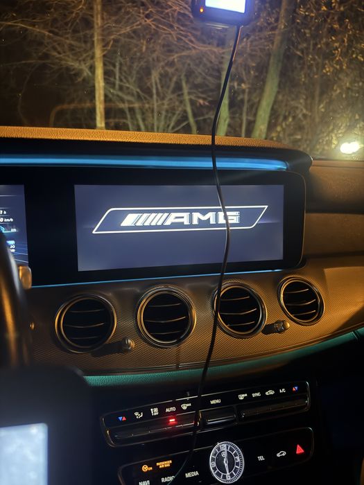 Активиране на Carplay/Android Auto/AMG menu/Anti-theft Mercedes-Benz