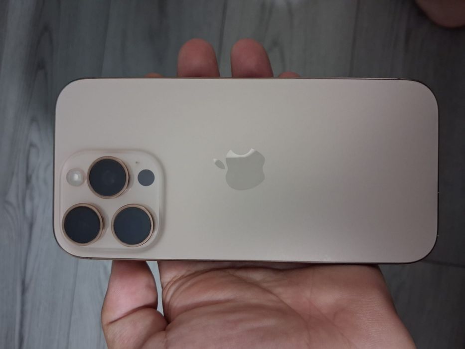 Iphone 16 pro 128 GB Gold, baterie100% impecabil