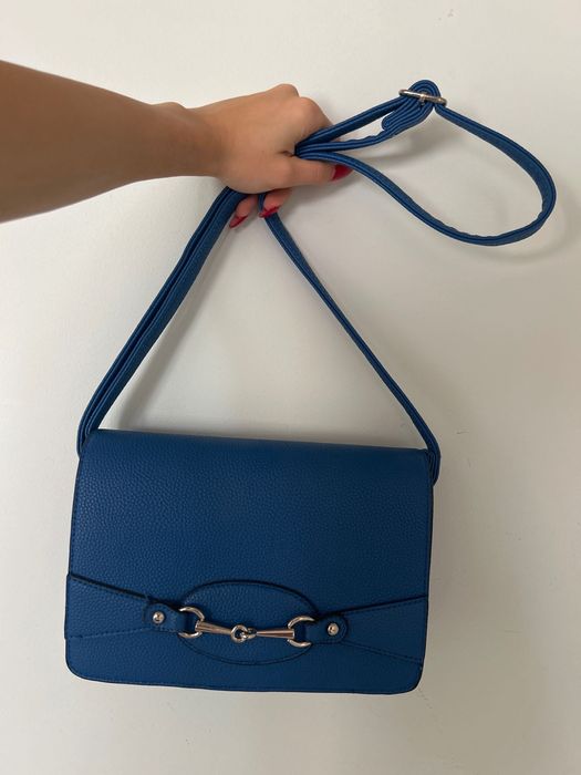 Дамска чанта чисто нова