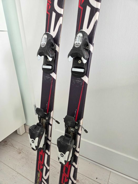 Vând schiuri Fischer Race 120 cm în stare bună