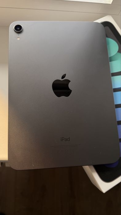 Продам IPad mini 6