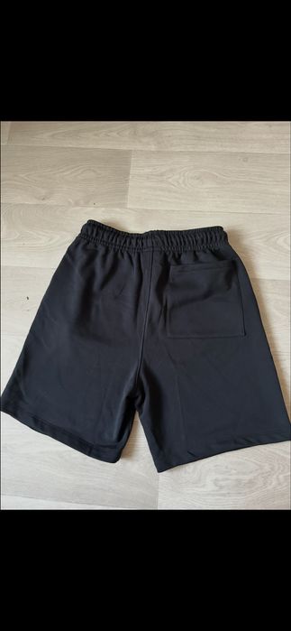 Продам шорты джордан