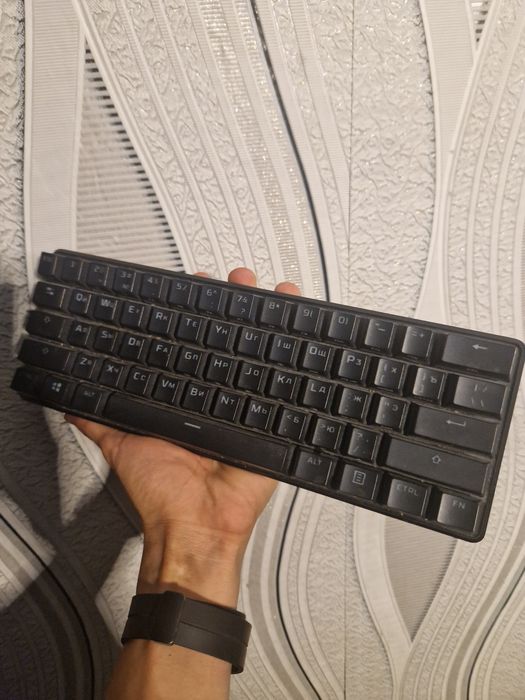 Клавиатура HyperX Alloy Origins 60